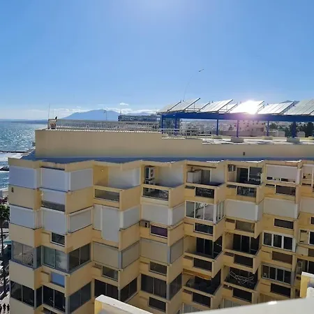 Apartment Frontline With Sea Views And Rooftop Pool