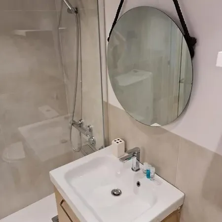 Frontline With Sea Views And Rooftop Pool *