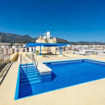 Frontline With Sea Views And Rooftop Pool Lägenhet