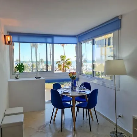 Frontline With Sea Views And Rooftop Pool Марбелья