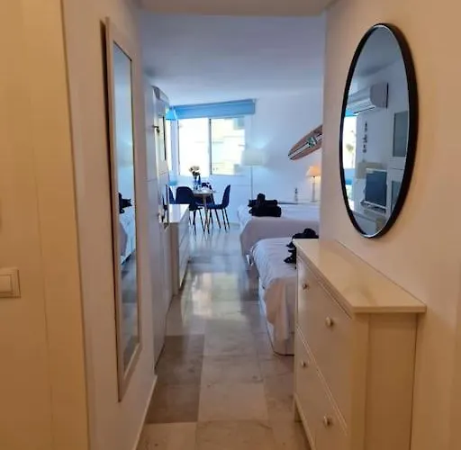 Frontline With Sea Views And Rooftop Pool ماربيا