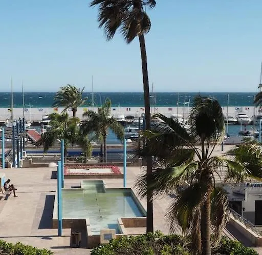 Frontline With Sea Views And Rooftop Pool