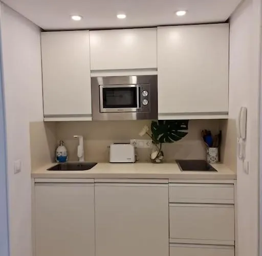 Apartament Frontline With Sea Views And Rooftop Pool